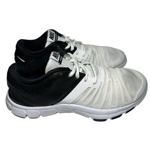 NIKE Boy’s Size 6.5 White Black Flex Show Training Shoes Sneakers